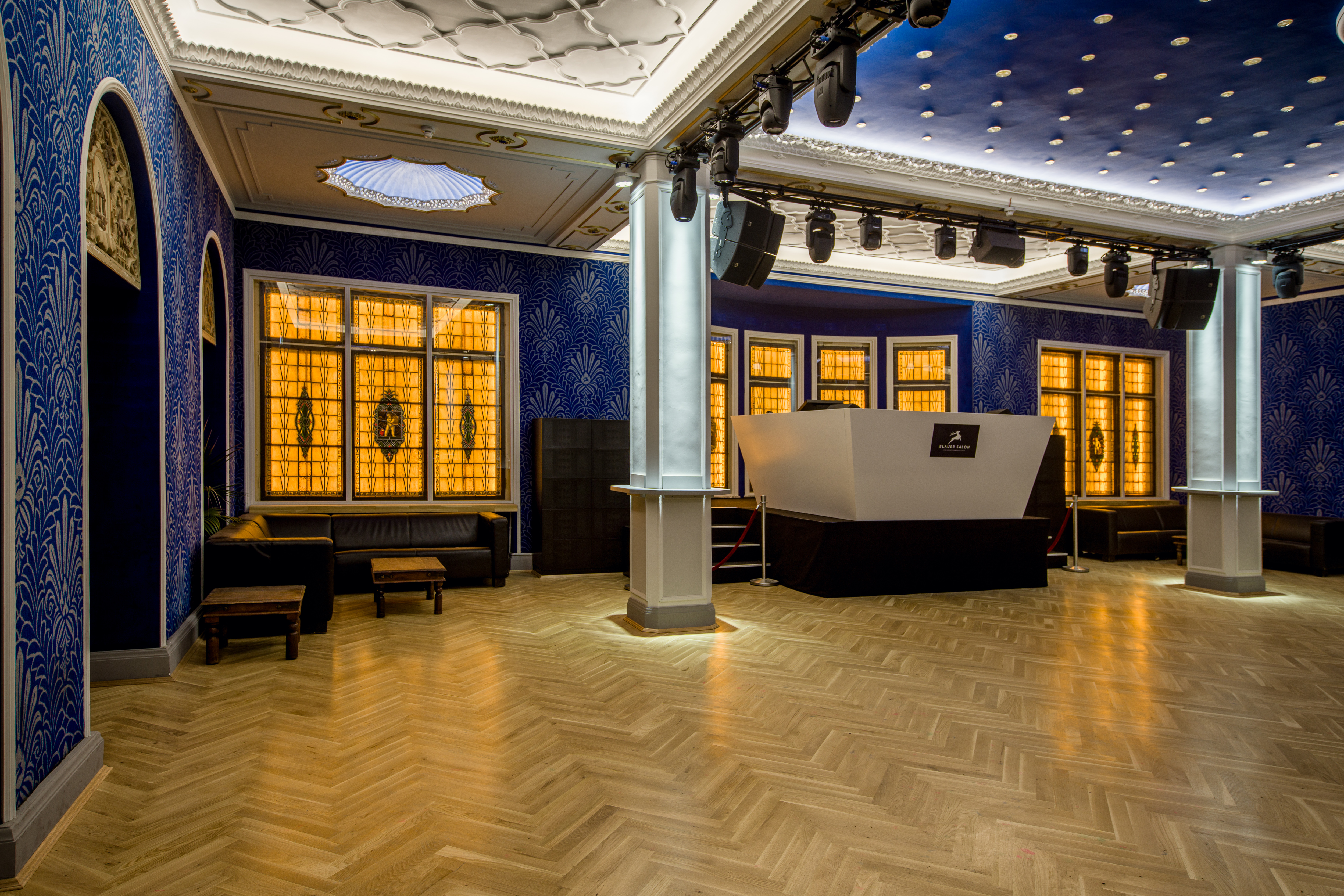 Blauer Salon
